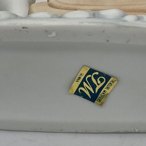 Treasure Masters Vintage Girl on Sleigh with Reindeer Bisque Figurine - Picture 7 of 9